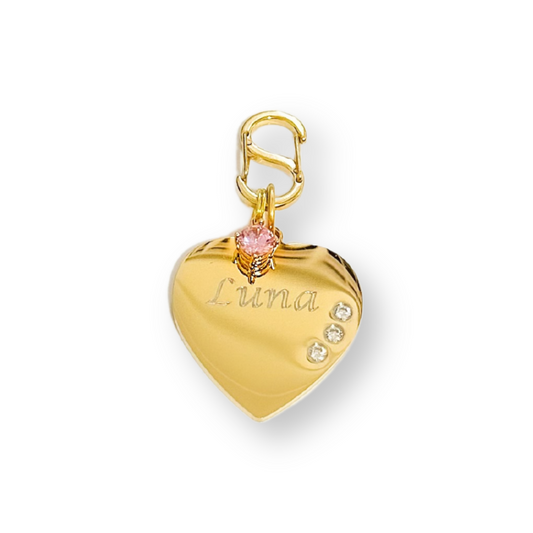 Gold-plated heart-shaped pet ID tag, dog ID tag, cat ID tag, cute pet ID tag, trendy pet ID tag, stylish pet ID tag, durable pet ID tag, cubic zirconia pet ID tag, personalised pet ID tag, luxury pet ID tag, glamorous pet ID tag, custom pet ID tag, handmade pet ID tag, gold-plated stainless steel pet ID tag, blingy pet ID tag, premium pet ID tag, high-end pet ID tag, designer pet ID tag, shiny pet ID tag, Grade A cubic zirconia, diamond-like cubic zirconia, complimentary S-clasp.